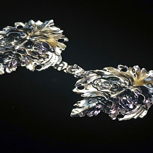 silver greenman  cloak clasp - Picture 1 of 4